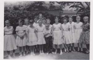Back row from left - Julie Comstock Shirley Angermiller Kathy Mobley Renny Campbell Front row , from left, first three??? Adrienne Morris boy? Phyllis next girl? Bonnie Lockhart next girl ? Linda Polson. Tall girl in back? 