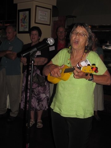 Bonnie summarizes the Music Meet Up with a rousing special version of WHEN THE SAINTS GO MARCHING IN on ukelele.